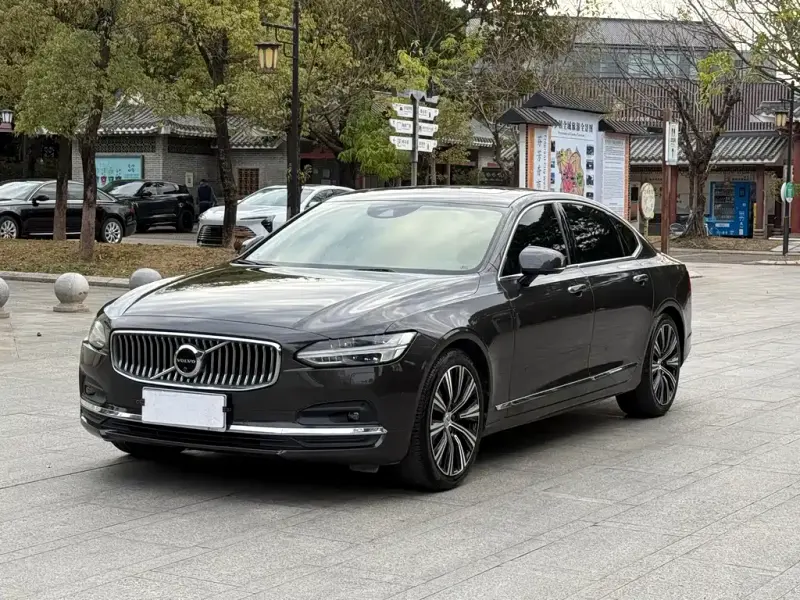 Volvo S90, 2020
