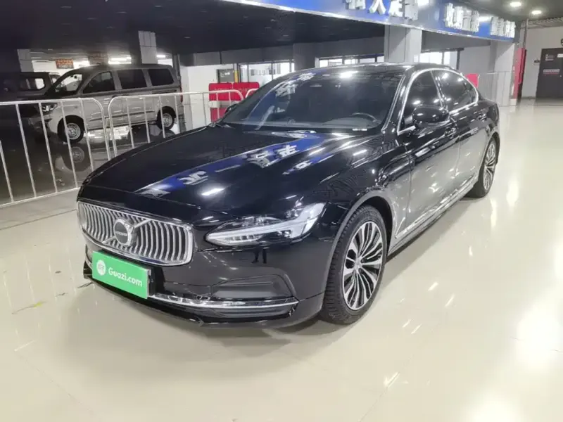 Volvo S90, 2023