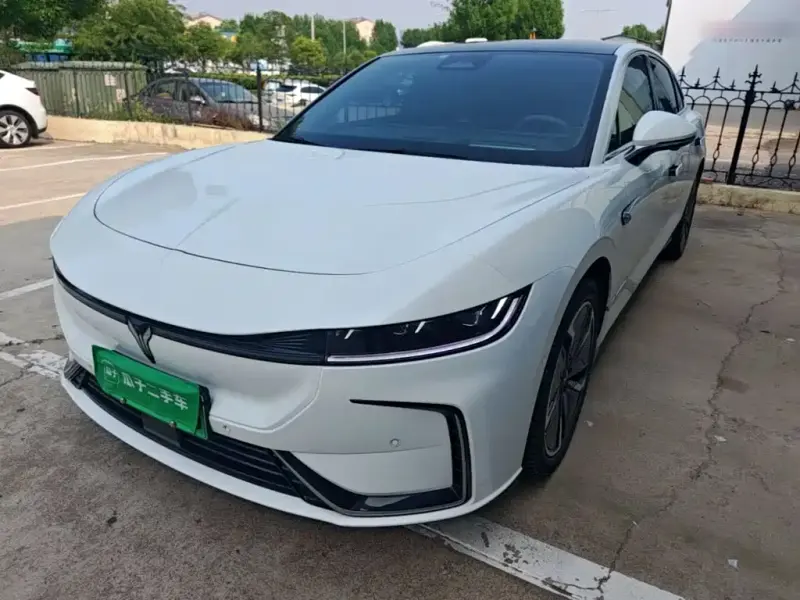VOYAH Zeekr, 2024