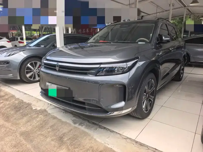 AITO M7, 2025