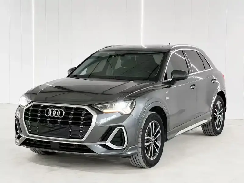 Audi Q3, 2022