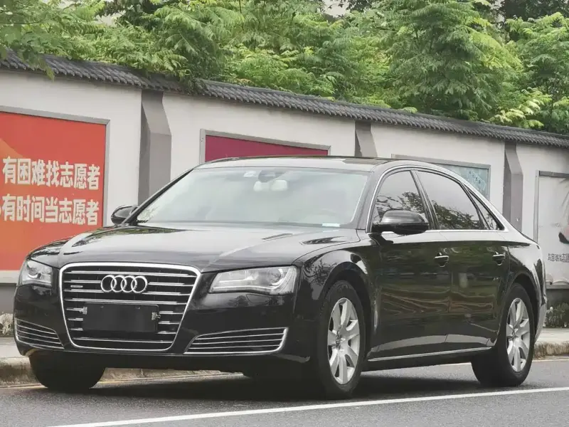 Audi A8, 2014