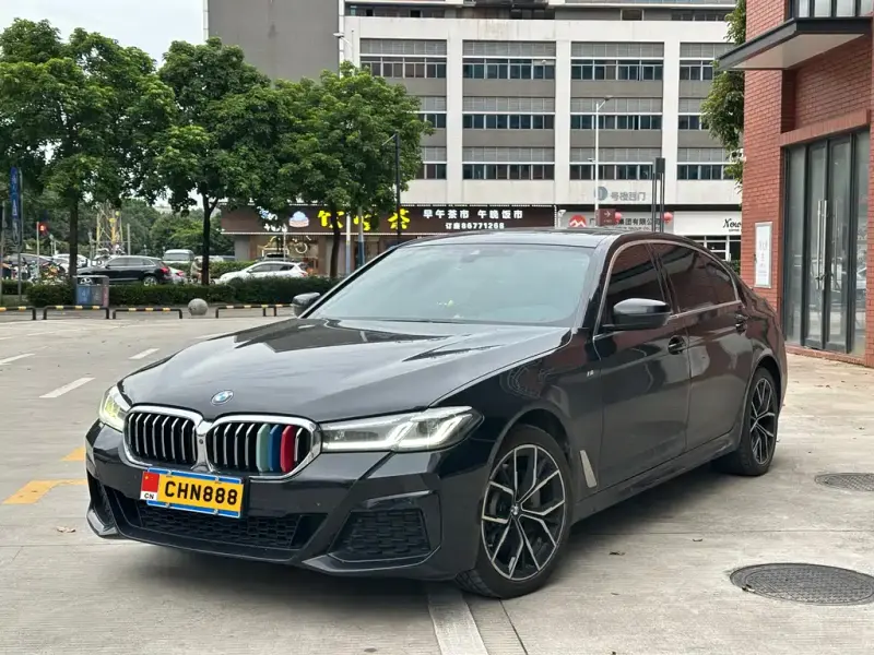 BMW 5 Series, 2022