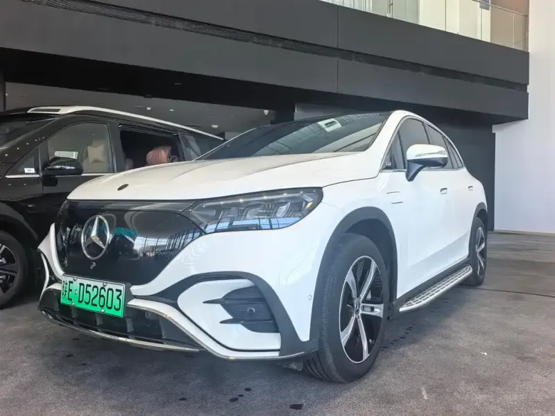 Mercedes-Benz EQE SUV, 2023
