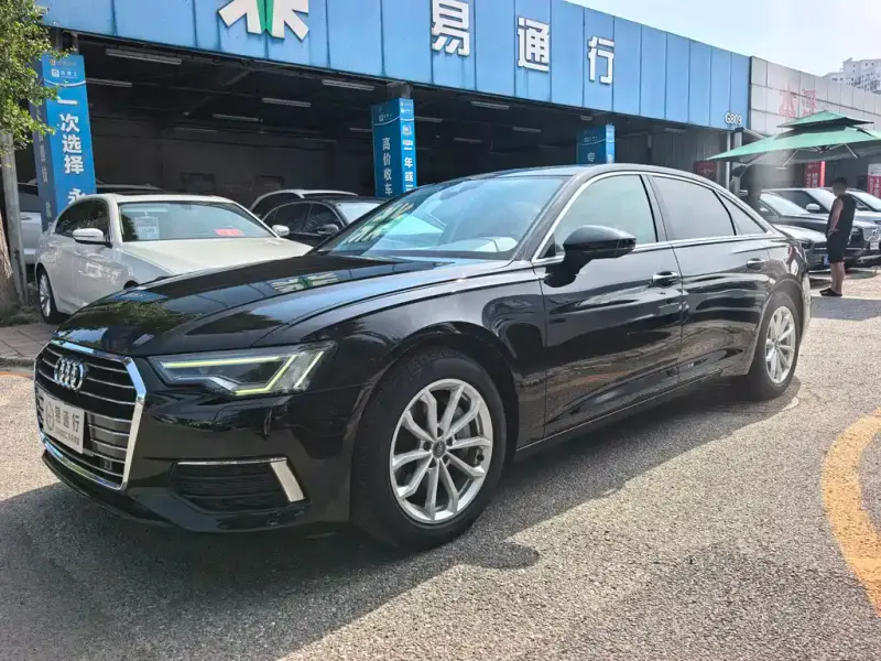Audi A6L, 2021