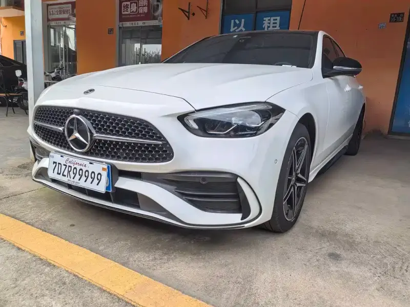 Mercedes-Benz C-Class, 2024