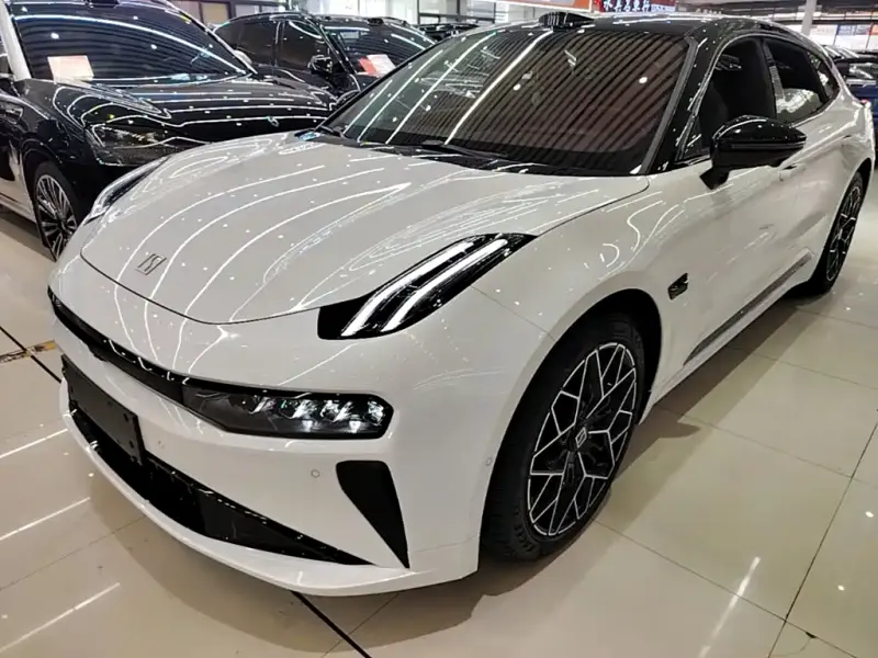 Zeekr 001, 2025