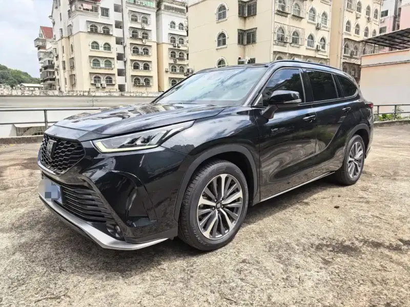 Toyota Crown Kluger, 2024