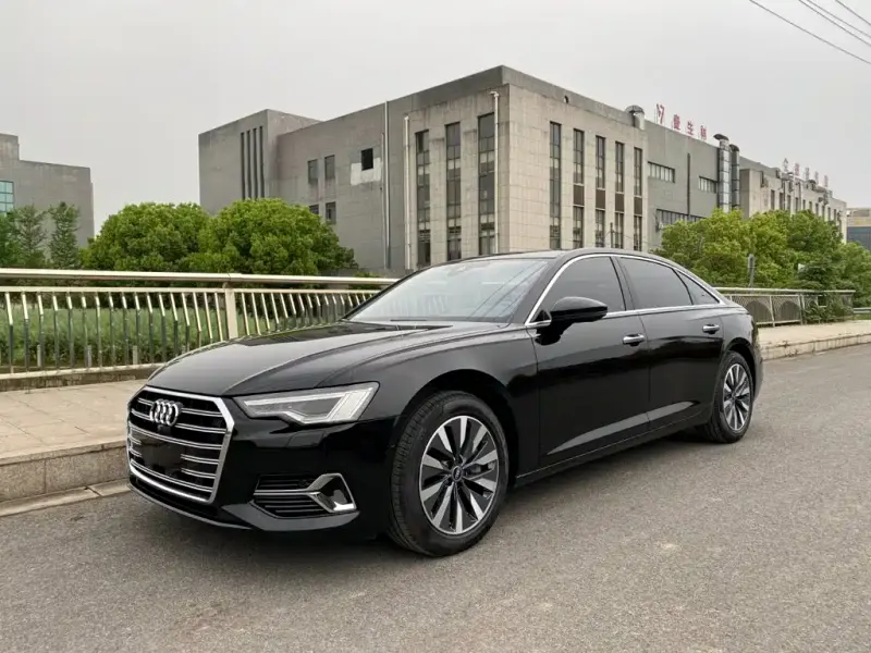 Audi A6L, 2022