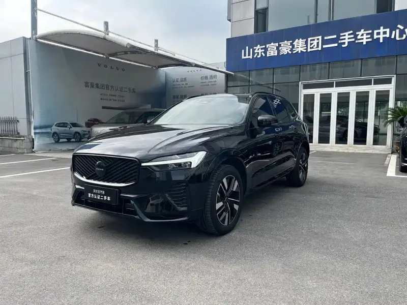 Volvo XC60, 2025