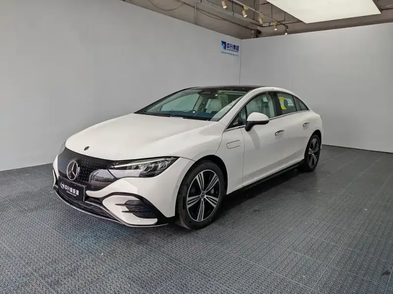 Mercedes-Benz EQE, 2025