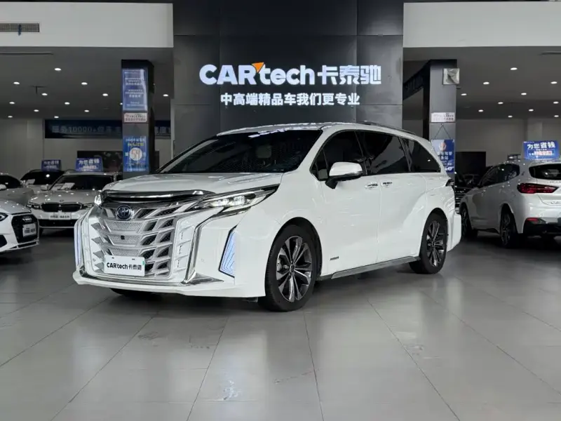 Toyota Granvia, 2023