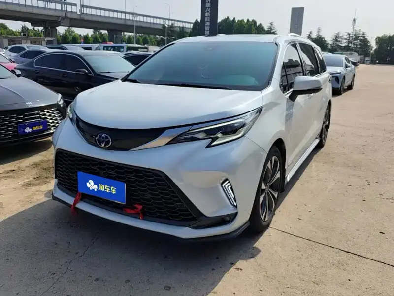 Toyota Granvia, 2024
