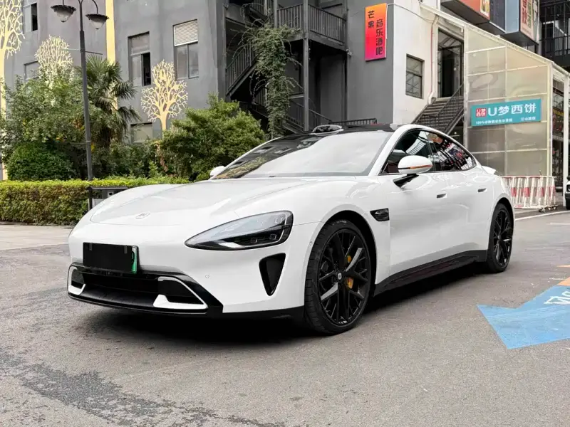 Xiaomi SU7, 2024