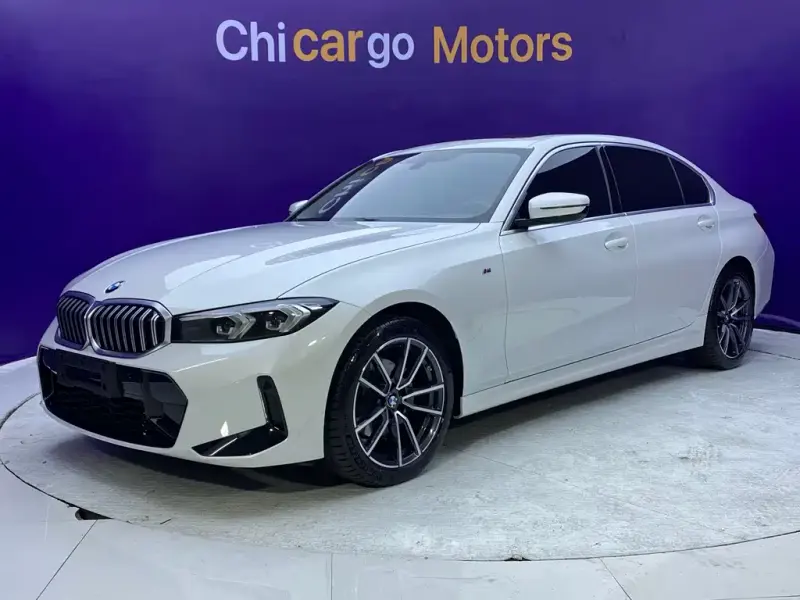 BMW 3 Series, 2022