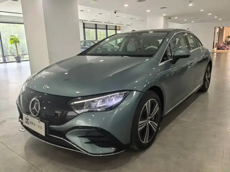 Mercedes-Benz EQE, 2025
