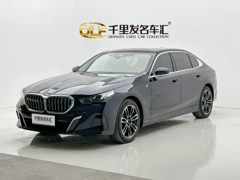 BMW 5 Series, 2025