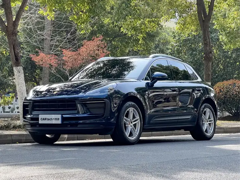 Porsche Macan, 2022