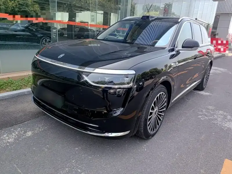 AITO M8, 2025