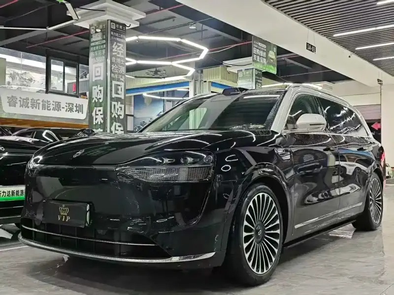 AITO M9, 2025