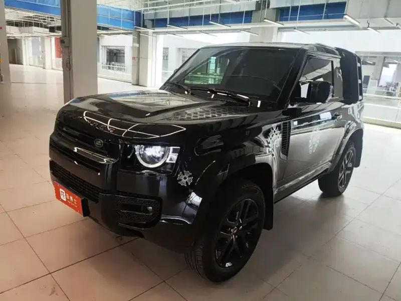 Land Rover Defender, 2023