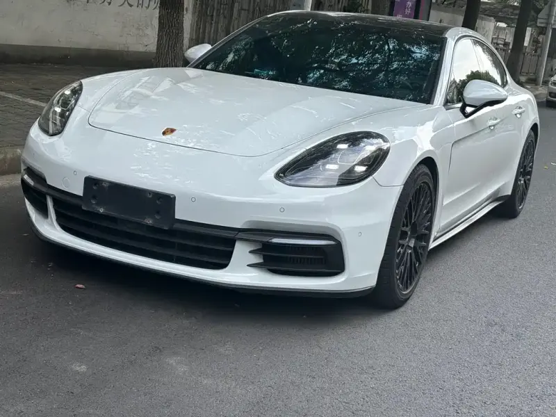Porsche Panamera, 2021