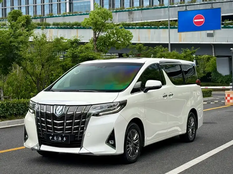 Toyota Alphard, 2021