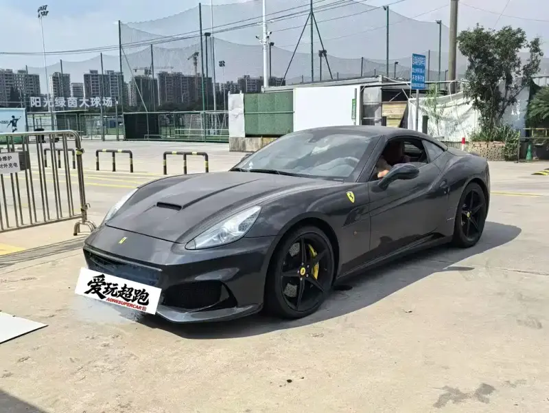 Ferrari California T, 2013