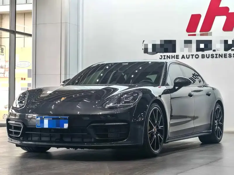 Porsche Panamera, 2023