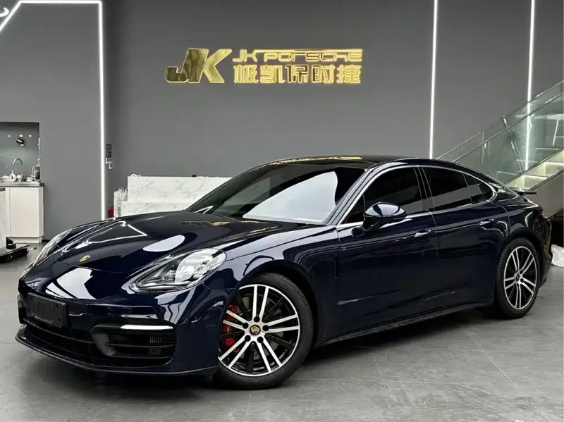 Porsche Panamera, 2021