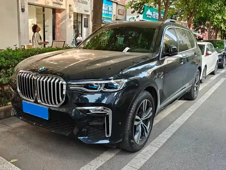 BMW X7, 2022