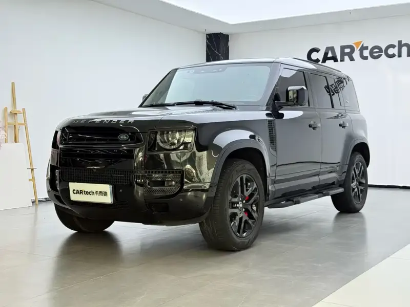 Land Rover Defender, 2023