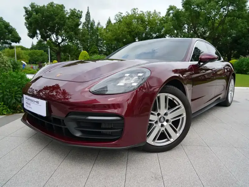 Porsche Panamera, 2022