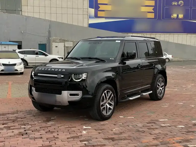 Land Rover Defender, 2024