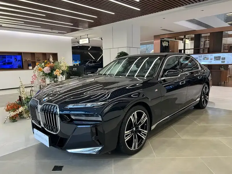 BMW 7 Series, 2025