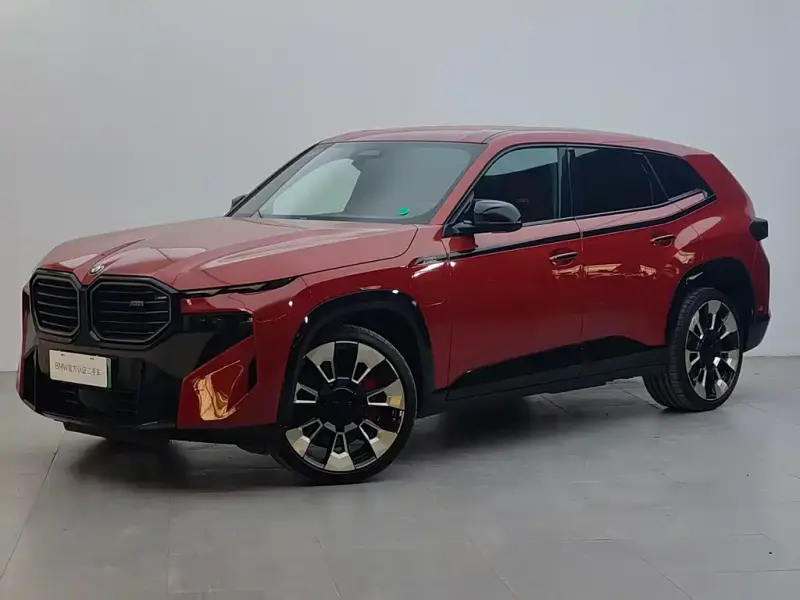 BMW XM, 2024