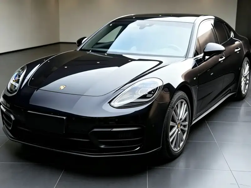Porsche Panamera, 2023