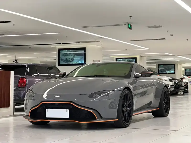 Aston Martin V8 Vantage, 2019