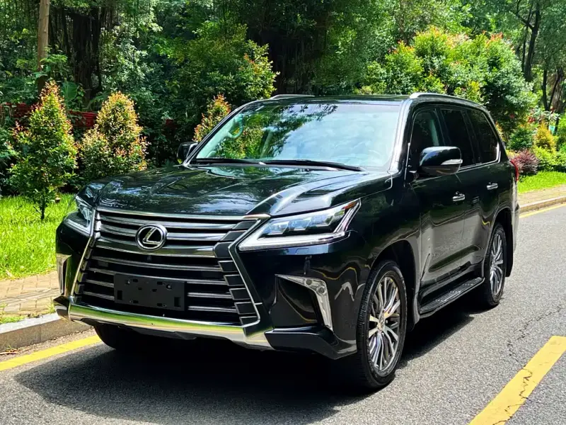 Lexus LX, 2016