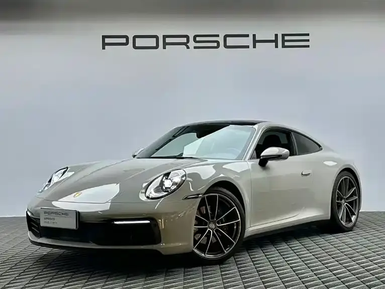 Porsche 911, 2023