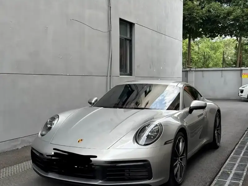 Porsche 911, 2023