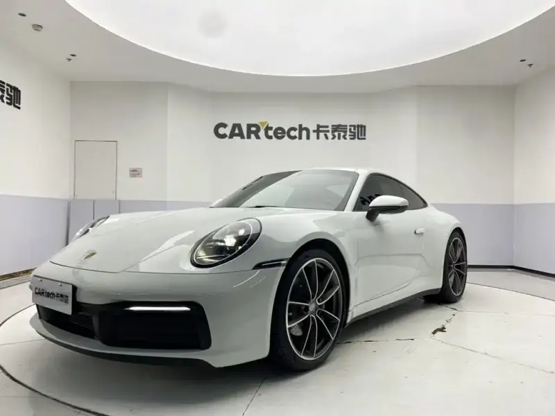 Porsche 911, 2024