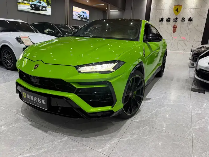 Lamborghini Urus, 2022