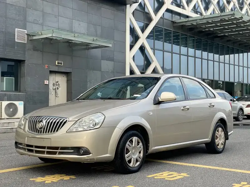 Buick Excelle, 2013
