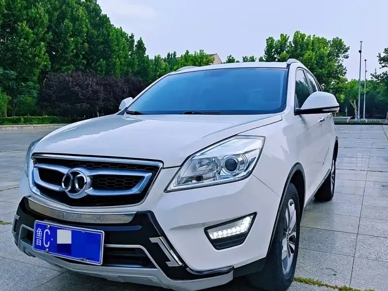 BAIC Senova X65, 2015