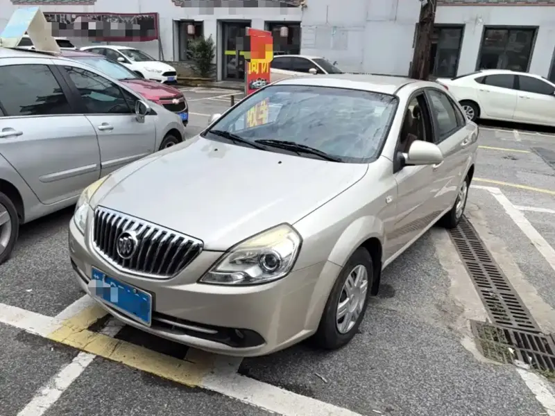 Buick Excelle, 2015