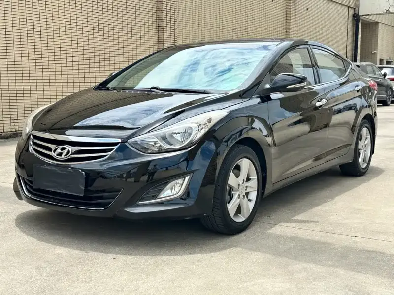 Hyundai Elantra Langdong, 2013