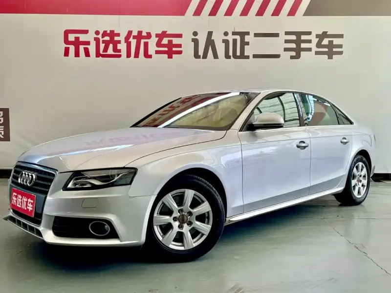 Audi A4L, 2011