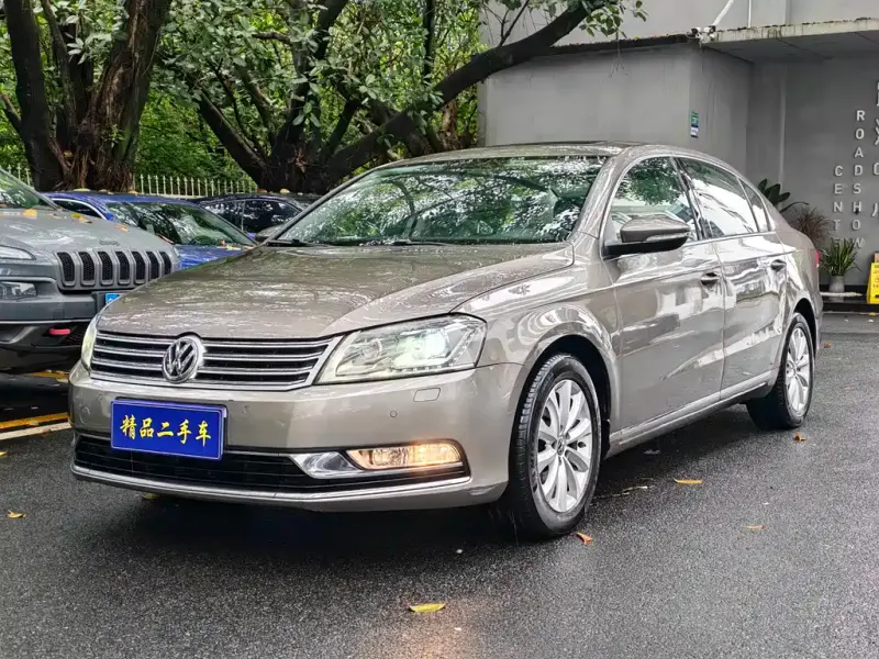Volkswagen Magotan, 2012