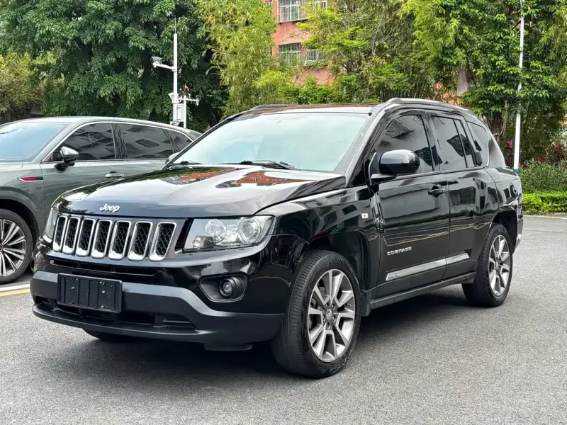 Jeep Compass (Import), 2015